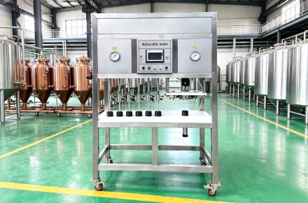 6 Heads Can Filling and Capping Machine